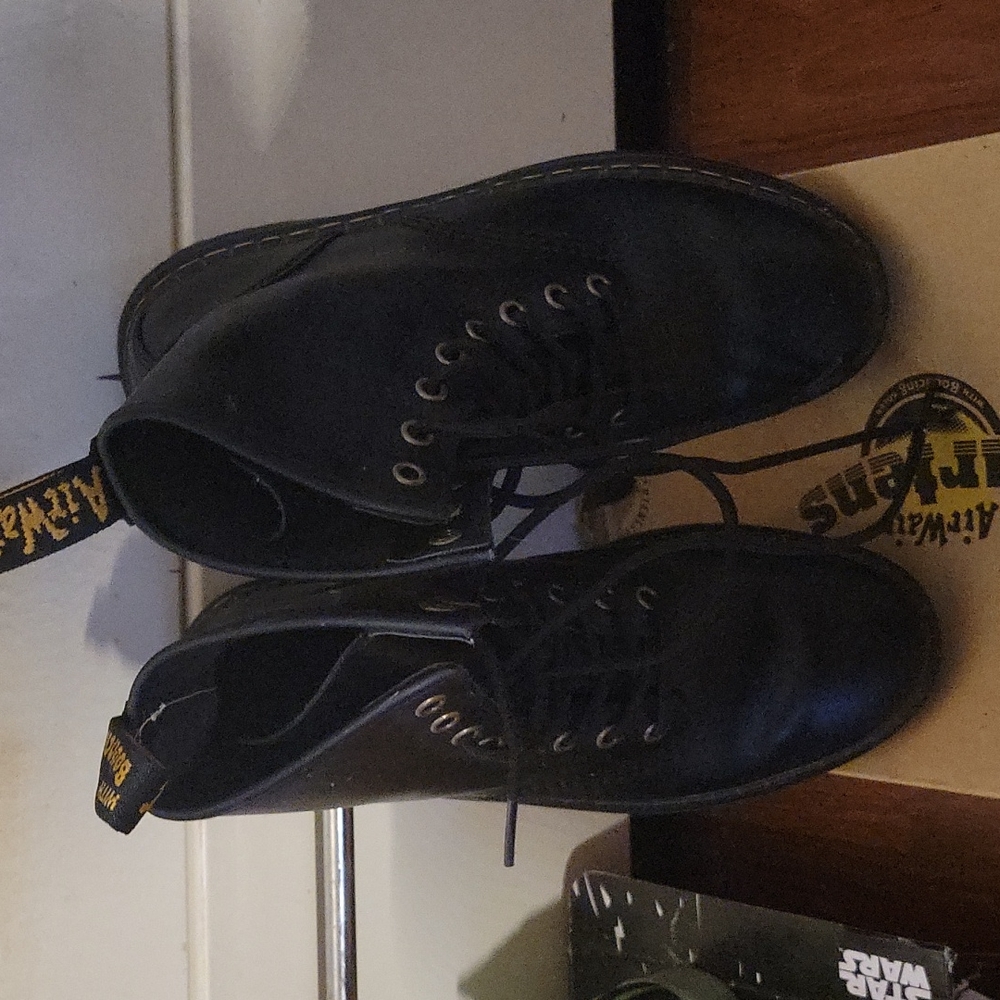 Women's boots